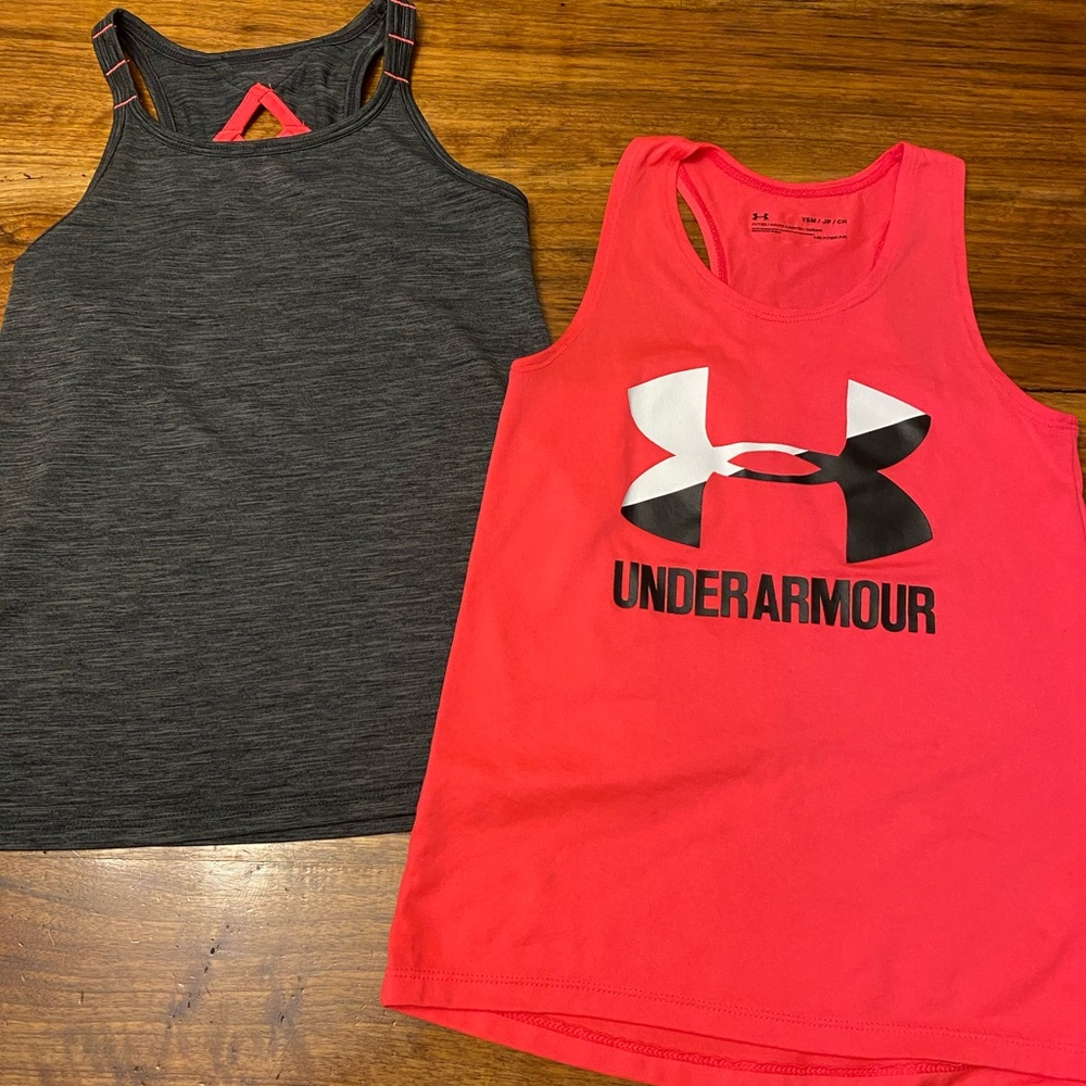 Bundle of 2 tanks